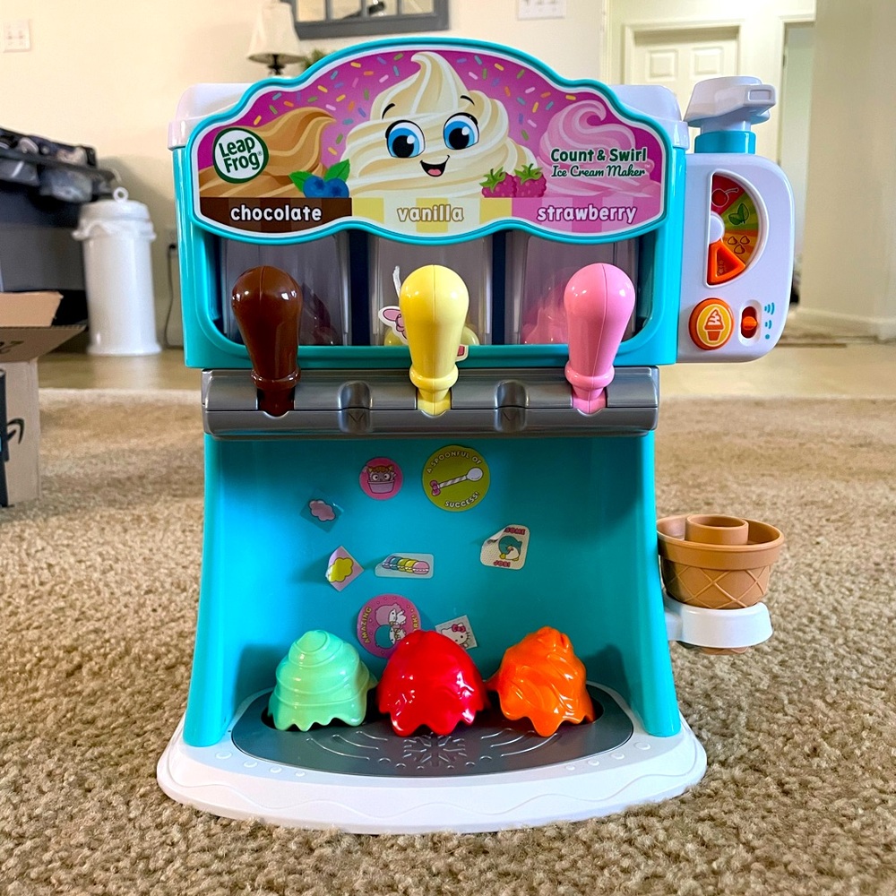 Leap Frog Count and Swirl Ice Cream Maker cone sundae frostin Neapolitan machine